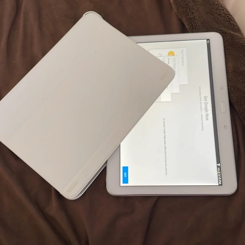 galaxy tab sm-t530nu tablet 16 gig Never used. With case